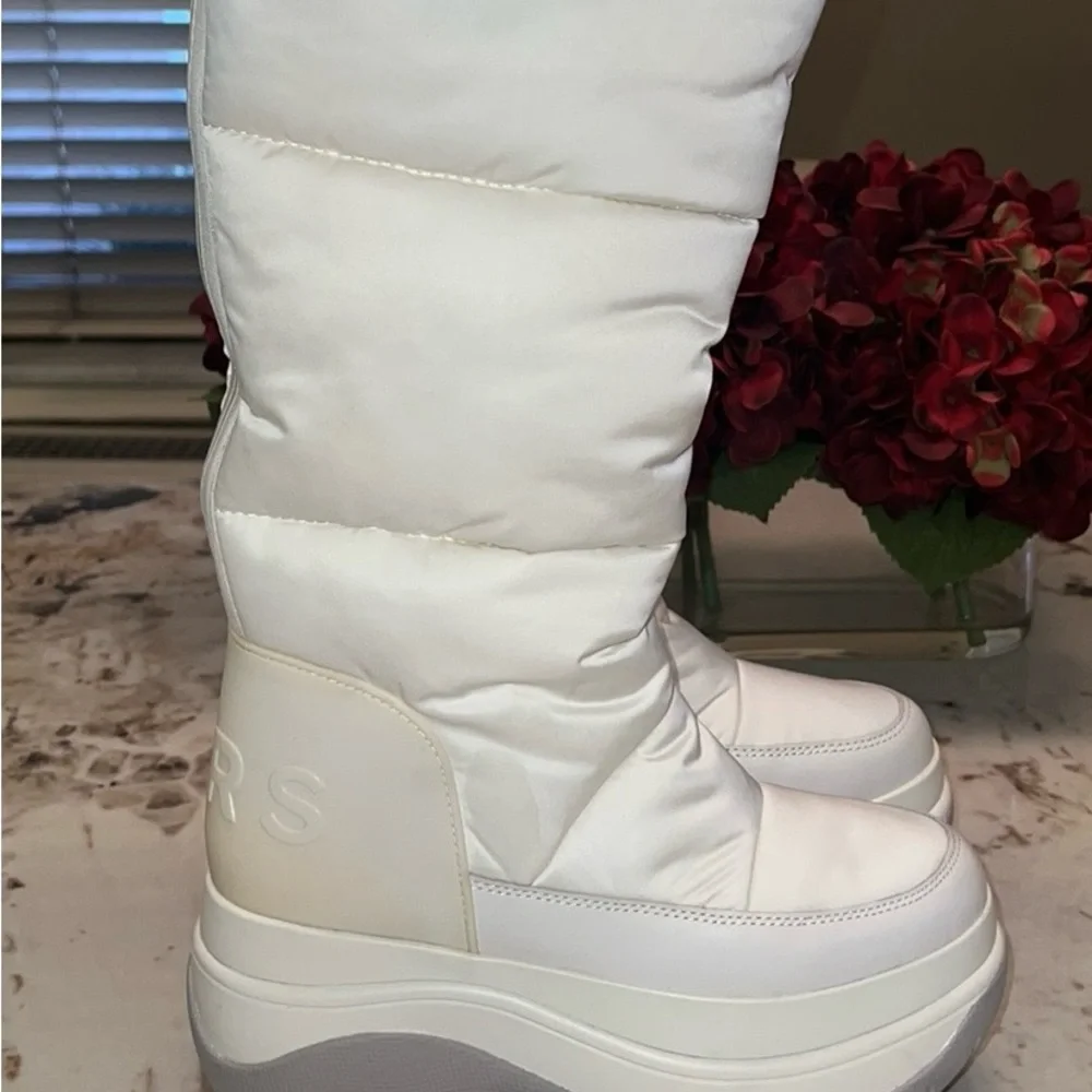 Michael Kors Gamma Cold Weather Boots size 5 MSRP $225 ***FLOOR SAMPLE *** - Picture 9 of 9